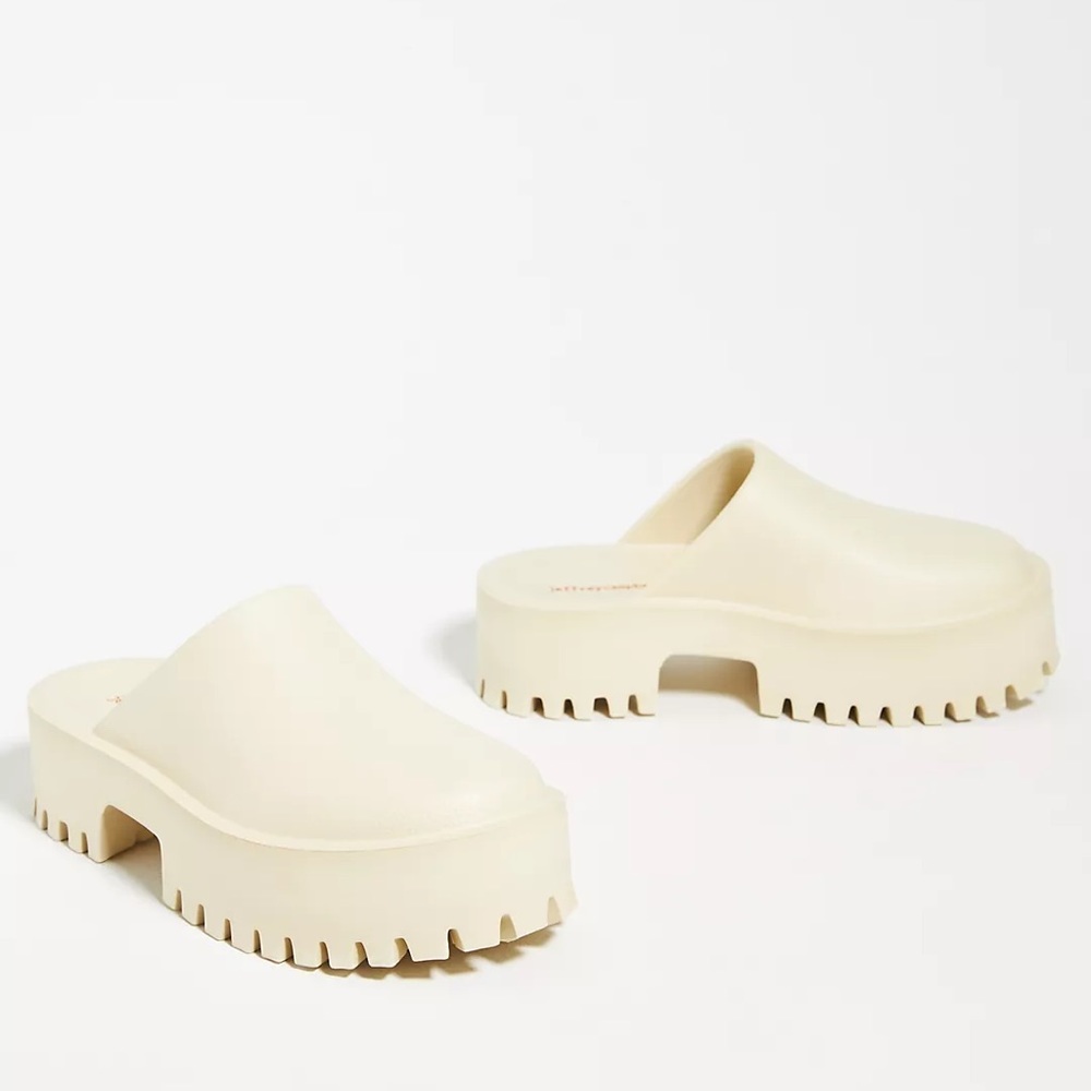 Jeffrey Campbell Sand Off White Chunky Sole Clogge Clogs Size 9